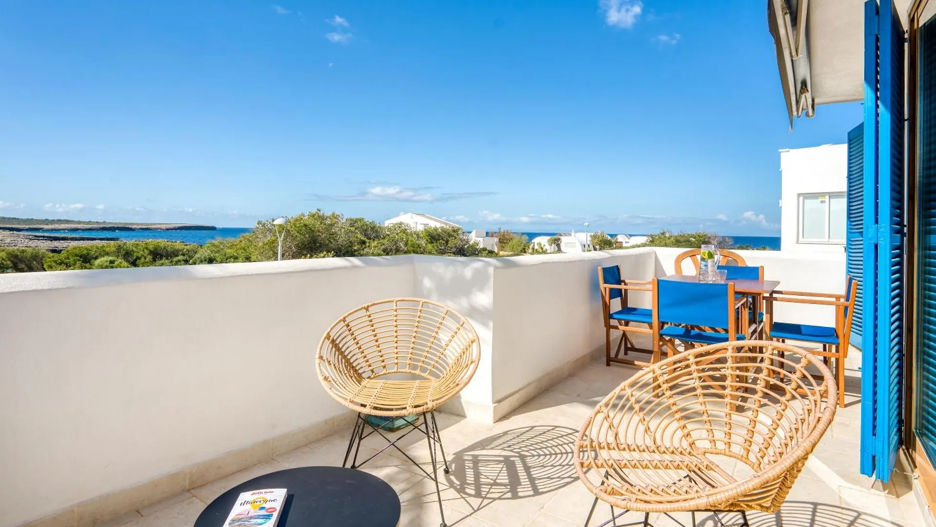 Villa Exclusiva Frente Al Mar Con Jardin Y Piscina Cala Blanca  Španělsko